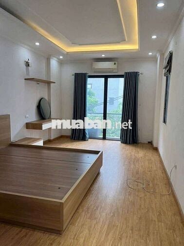 CHO THUÊ NHÀ HỒNG TIẾN - BỒ ĐỀ 40M² x 6 TẦNG -3PN-CHỈ 15 TRIỆU/TH