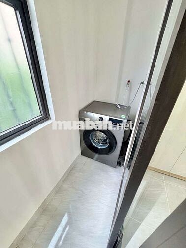 Siêu phẩm CCMN 25m2 Full đồ. ban công, máy giặt riêng tại Hồ Ba Mẫu