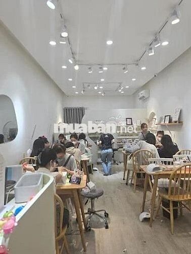 Cho Thuê MB Trệt Kinh Doanh +  Kèm Sân Trống - Phường Bến Thành