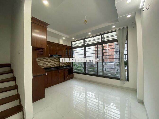 BÁN NHÀ XUÂN LA 40M2 X 5T NGÕ THÔNG CHỢ GẦN Ô TÔ NHỈNH 12 TỶ