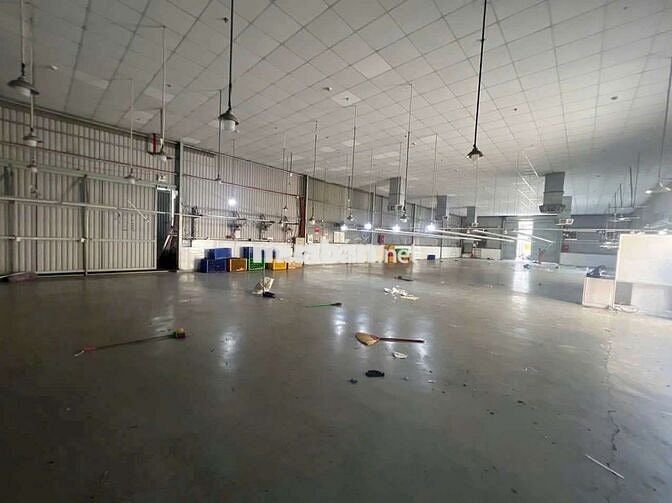 Cần Cho thuê xưởng P.Hiệp Thành .Q12 .DT 800m.giá 77 triệu  TL