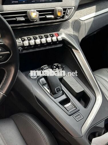 Peugeot 3008 Allure 2020 Đi 33.000km 1 Chủ Cực Đẹp