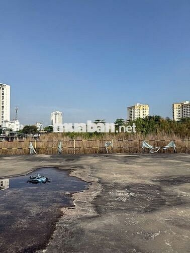 Cho thuê măt bằng kinh doanh đường võ văn kiệt Quận 1 TPHCM
