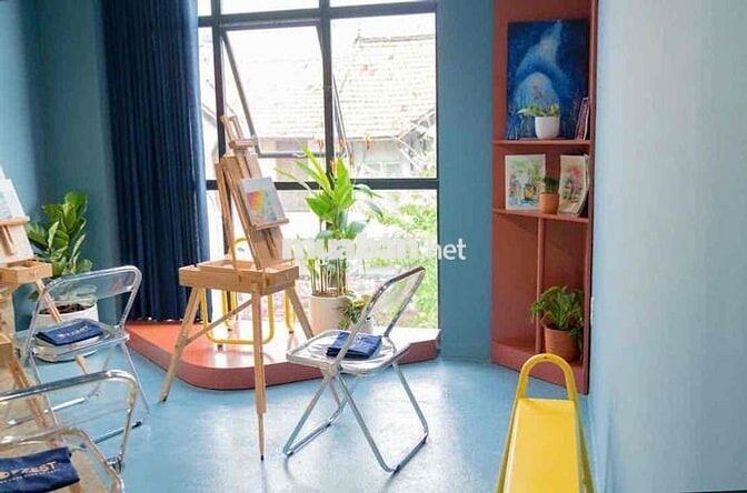 Cho thuê toà nhà toạ lạc tại MT Trần Quý Khoách, vị trí đắc địa khu Tâ