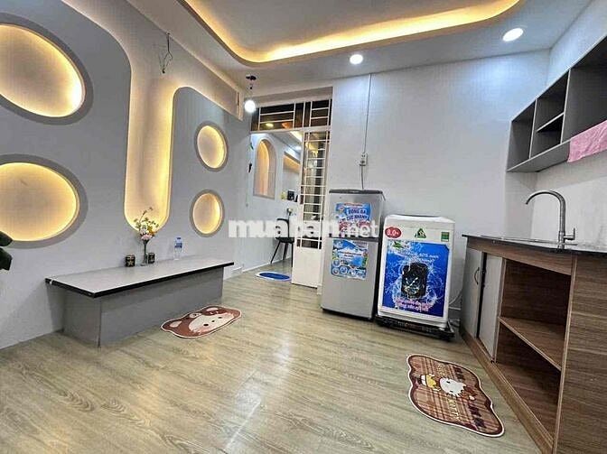 CĂN HỘ 2 PHÒNG NGỦ RỘNG RÃI BAN CÔNG