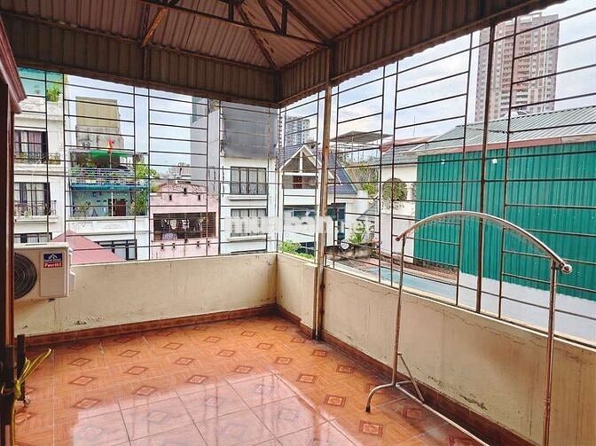 Chính chủ cho thuê phòng tại ngõ 147a Tân Mai, ngõ oto