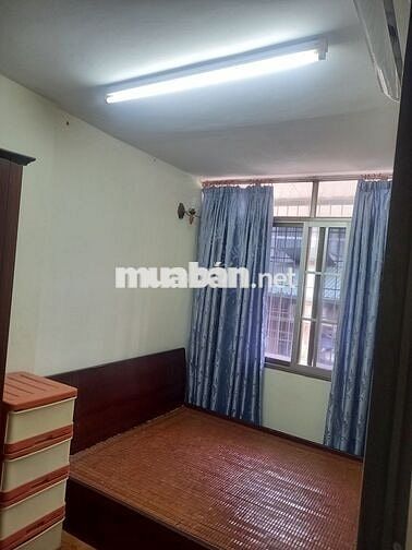 Chính chủ cho thuê căn hộ nhà E4, ngõ 4, phố Phương Mai  Hà nội