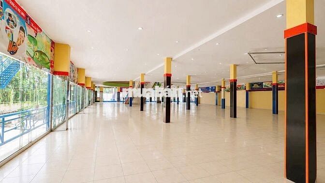 CHO THUÊ MẶT BẰNG KINH DOANH ĐƯỜNG TRƯỜNG CHINH DT 30M X 50M TÂN BÌNH