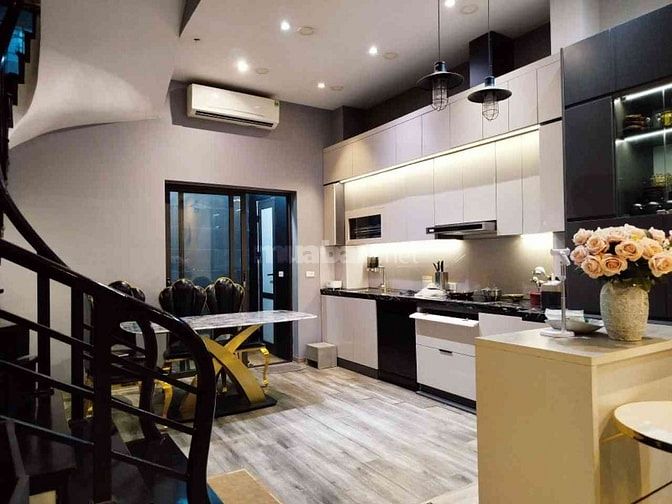 🏡 TRUNG KÍNH – PHÂN LÔ VIP – Ô TÔ ĐỖ CỬA – 50M²  5 tầng, MT 5m– 21 TỶ
