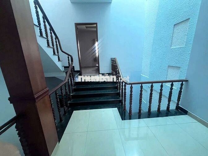 CHO THUÊ NHÀ MẶT TIỀN 1 TRỆT 2 LẦU, SÂN THƯỢNG, DT 4,5 ×20 CÓ 4PN,3WC