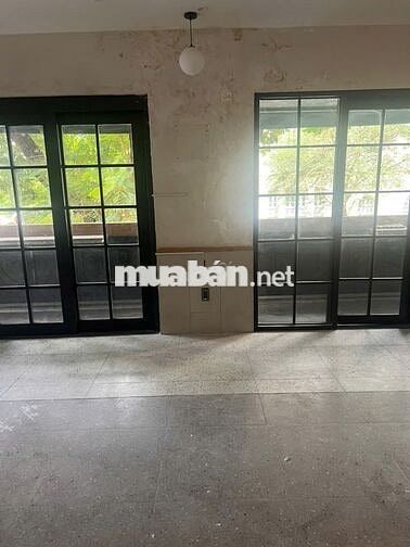 CHO THUÊ MẶT BẰNG KINH DOANH- CC NGUYỄN HUỆ