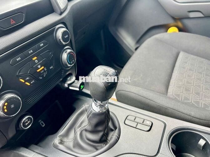 Ford Ranger XLS MT 4X2 2021 Xanh 74765 KM
