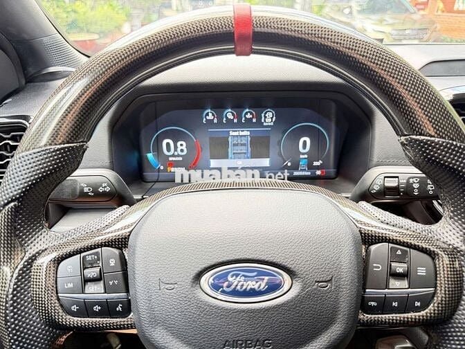 Ford Everest Titanium 2022 26.000km Bạc