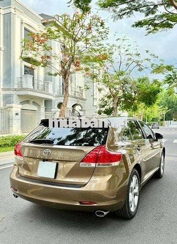 Toyota Venza 3.5 Full đồ, lên thêm đồ chơi 100tr
