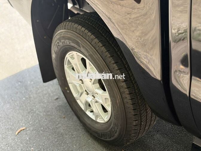 Ford Ranger XLS MT 2021 Đen