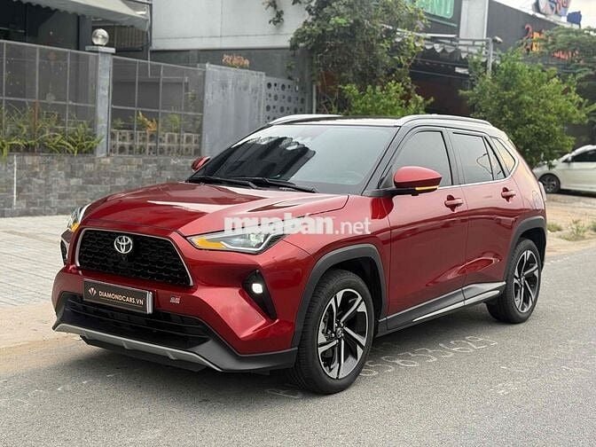 Toyota Yaris Cross 2024 Indonesia Cam/Đen 16000 Km
