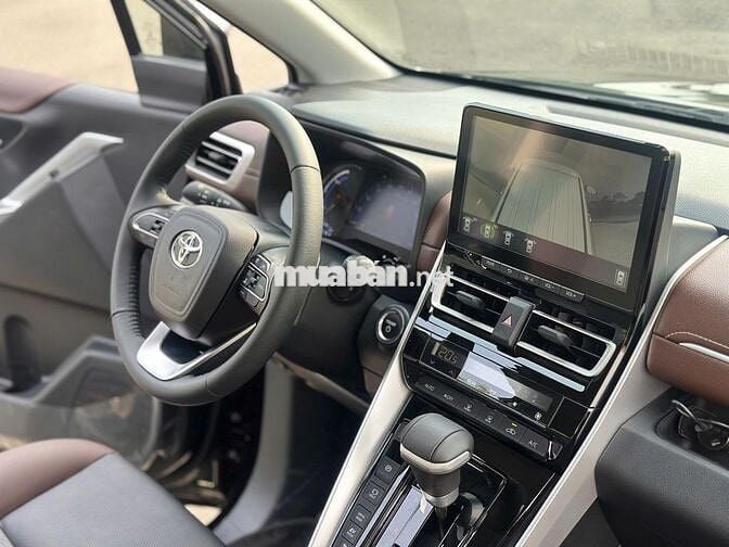 Toyota Innova Cross HEV 2026 Hybrid Đen
