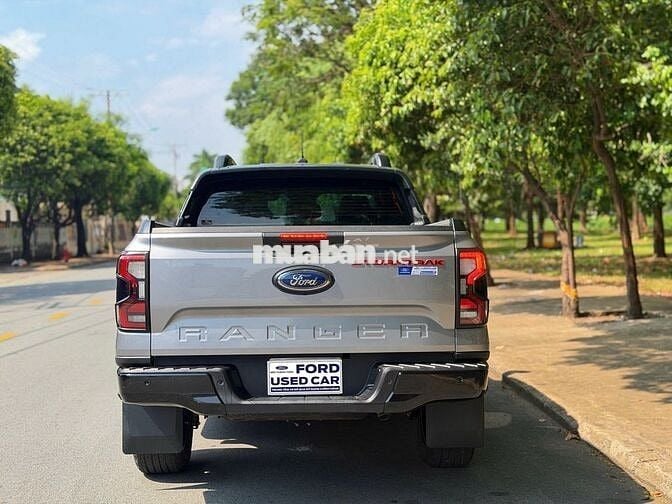 Ford Ranger Stormtrak 2025 Bạc 25.000km