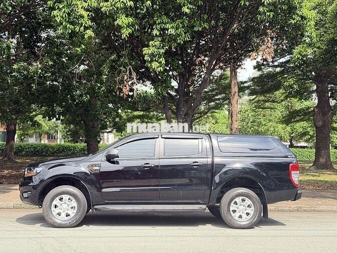 Ford Ranger XLS MT 2021 Đen