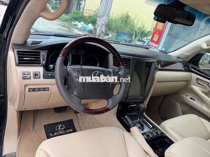 Lexus LX570 2010 Mỹ Đen Tự động
