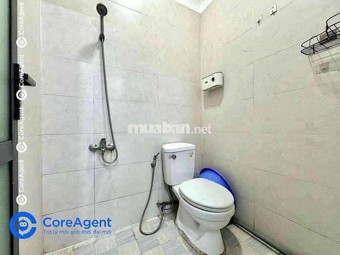 Phòng Ngay Chợ Tân Hương Rộng Rãi Thoáng Mát Giá Rẻ