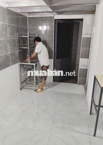 Nhà mới cho thuê q12 , dt 60m2