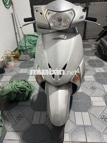 Honda Lead 110 Ghi
