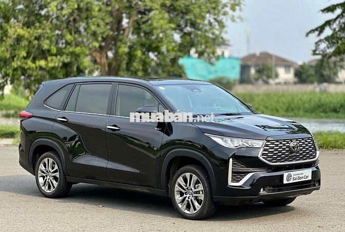 Toyota Innova Cross HEV 2026 Hybrid Đen