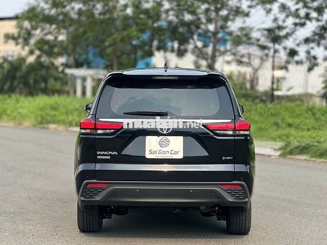 Toyota Innova Cross HEV 2026 Hybrid Đen