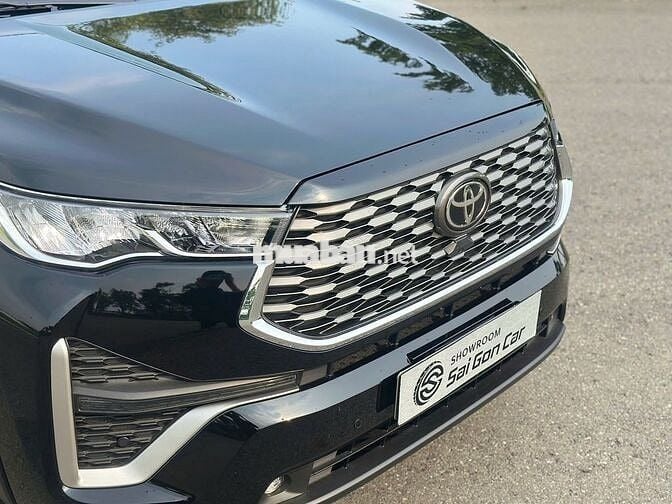 Toyota Innova Cross HEV 2026 Hybrid Đen