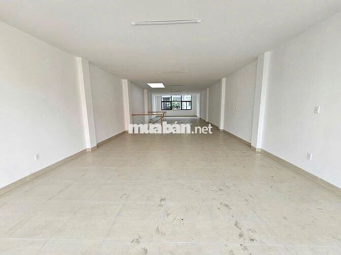 NHÀ MỚI PHỐ ẨM THỰC! 101D Phan Xích Long, Q.Phú Nhuận. DTSD 500m2