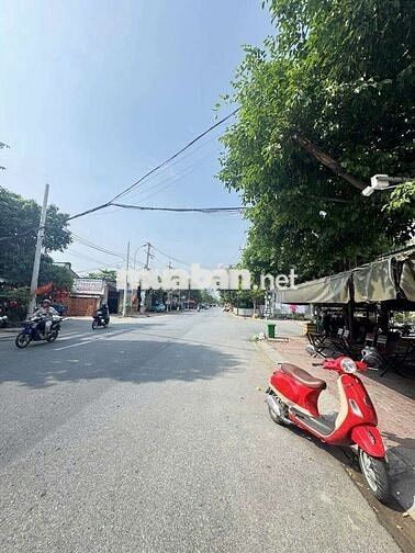 Cho thuê nhà mặt tiền Lê Bôi, P7,Q8 4.5x19m 4 tấm 4 phong kinh doanh
