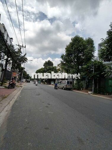 Cho thuê nhà mặt tiền Lê Bôi, P7,Q8 4.5x19m 4 tấm 4 phong kinh doanh