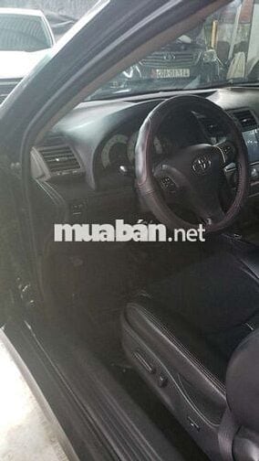 Toyota Camry Xăng màu Đen 5 chỗ