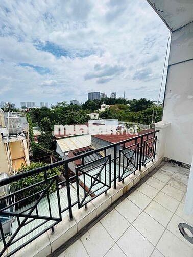 Cho thuê 2 phòng ngủ, ban công Bình Quới