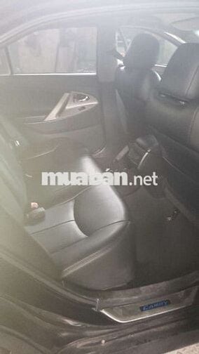 Toyota Camry Xăng màu Đen 5 chỗ