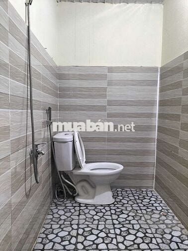 hàng hiếm  có 4t thôi nhà đẹp  bình chuẩn  nhanh mới còn ạ 