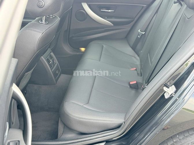 Bán xe BMW 320i LCi ( Full đồ chơi M.sport ), sản xuất 2016 mới đẹp