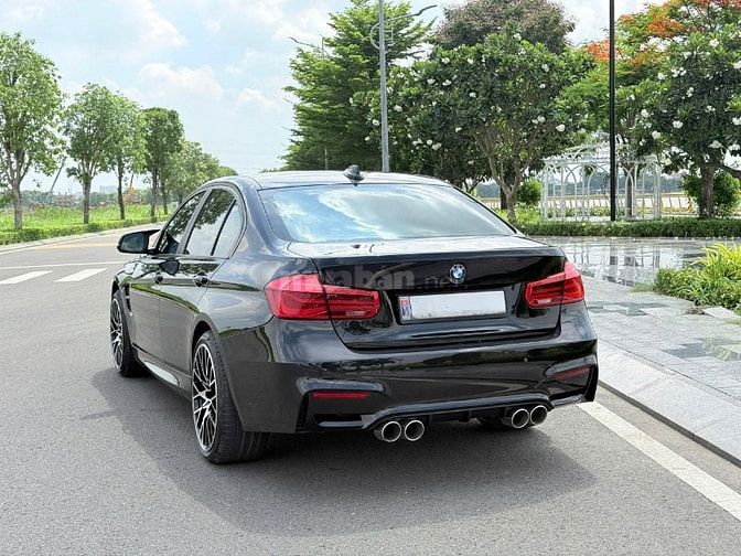 Bán xe BMW 320i LCi ( Full đồ chơi M.sport ), sản xuất 2016 mới đẹp