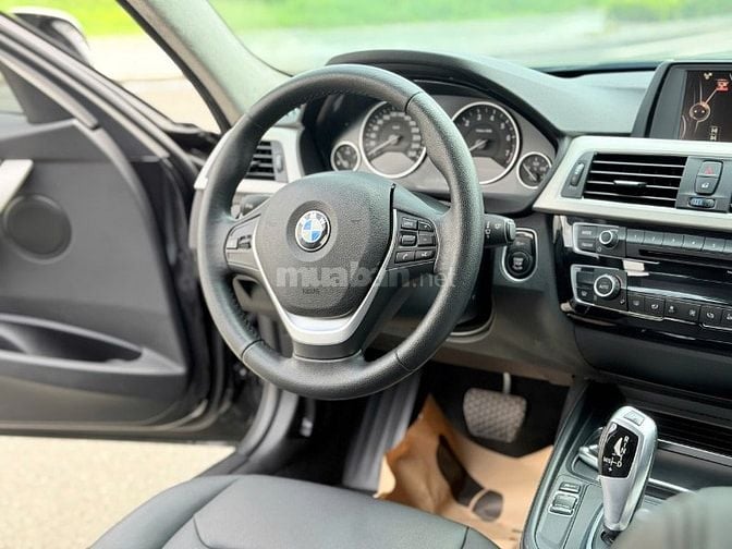Bán xe BMW 320i LCi ( Full đồ chơi M.sport ), sản xuất 2016 mới đẹp