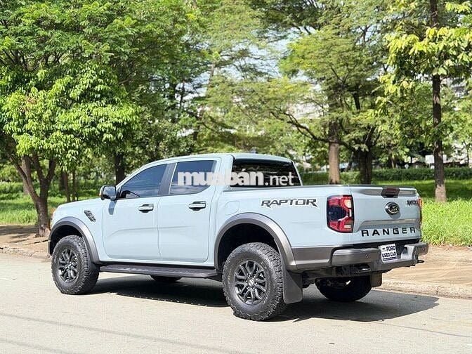 Ford Raptor 2025 Xám 33.000 KM