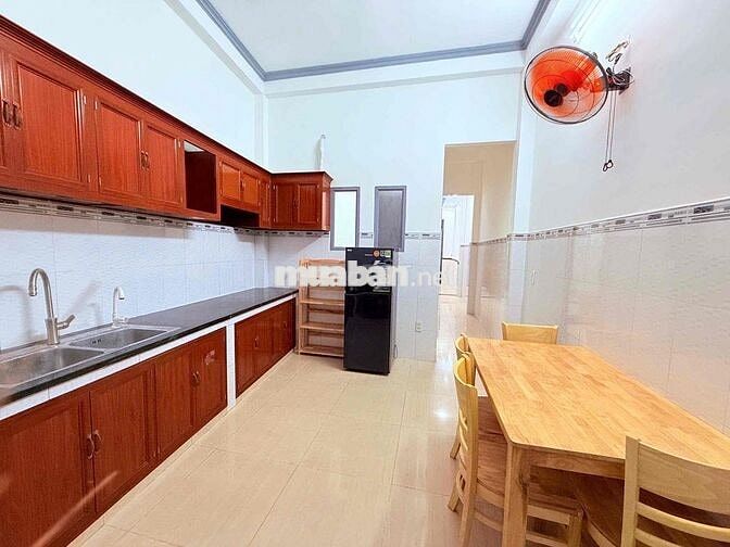 CHO THUÊ NHÀ 15 X 4 NGAY MẶT TIỀN TÂN CHÁNH HIỆP 17