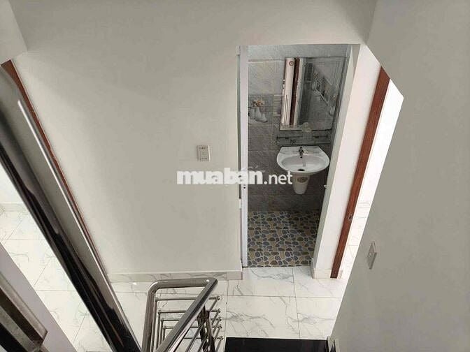 NHÀ 2 LẦu TÔ NGỌC VÂN GIÁP GÒ VẤP 3PN GIÁ 6 TRIỆU