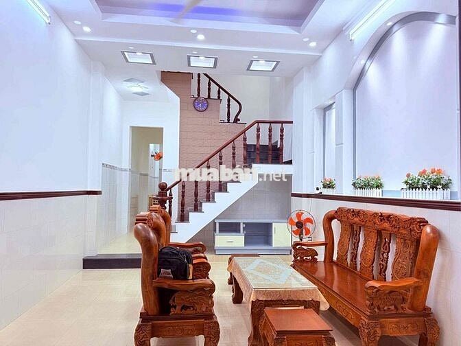 CHO THUÊ NHÀ 15 X 4 NGAY MẶT TIỀN TÂN CHÁNH HIỆP 17