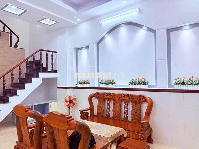 CHO THUÊ NHÀ 15 X 4 NGAY MẶT TIỀN TÂN CHÁNH HIỆP 17