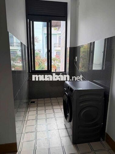 Cho Thuê Nhà Mặt Tiền - Mới Xây