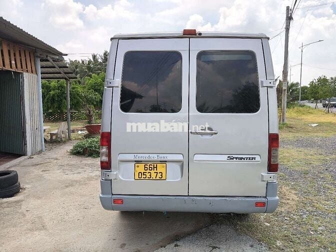 Mercedes-Benz Sprinter 3 chỗ Bạc