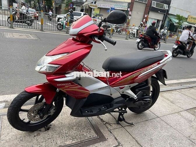 Honda Air Blade FI 2010 Đỏ Đã sử dụng