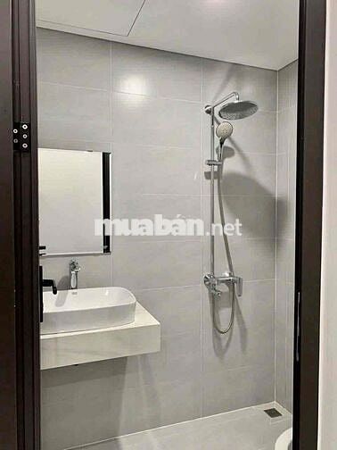 CHO THUÊ NHÀ MỚI ĐẸP 6PN GẦN BIỂN KHU HỒ NGHINH