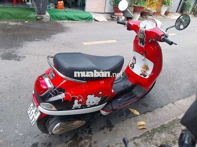 Piaggio Vespa màu Đỏ Trắng Đen đã sử dụng
